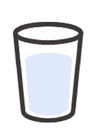 水の入ったコップ