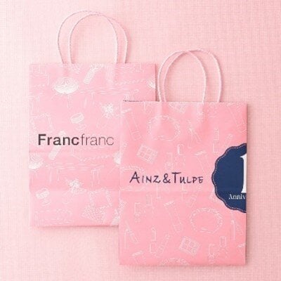 「アインズ&トルペ|Francfranc 1周年企画」の限定ショッピングバッグ